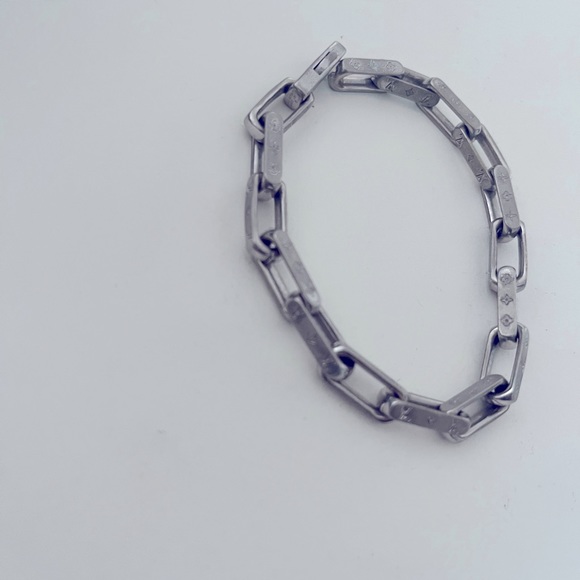 Louis Vuitton Bracelet - Picture 3 of 3